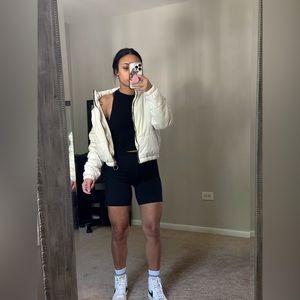 Wilde Fable cropped puffer jacket